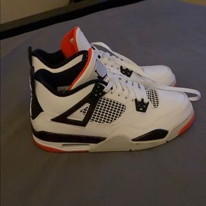 JORDAN 4 Retro Nostalgic. Size 7Y.
